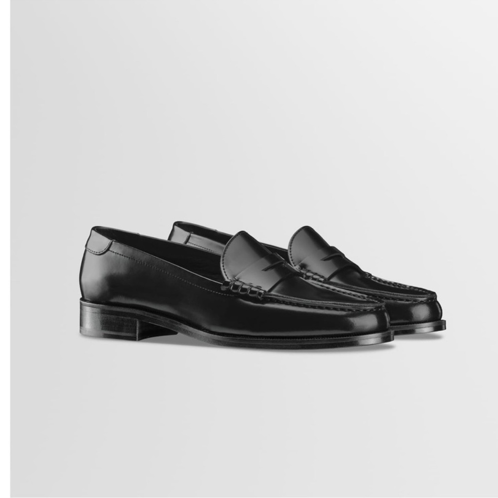 KOIO Brea Sleek Black Leather Loafers - Picture 3 of 5